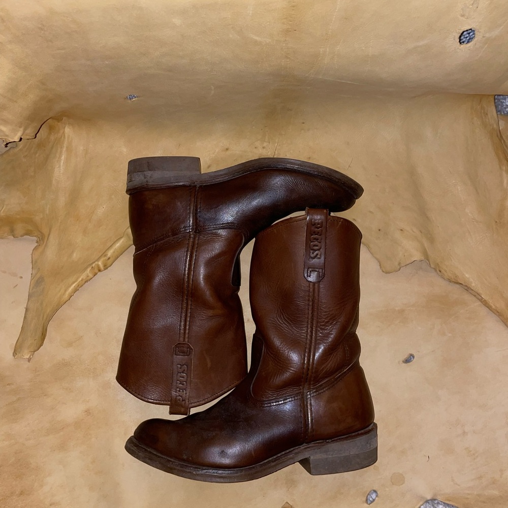 Red Wing Shoes Dark Brown Western Boots - Picture 4 of 7